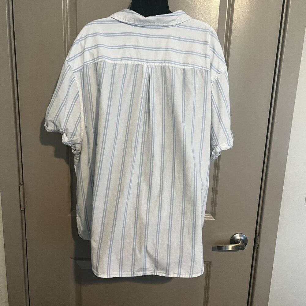 Women's 1X White & Blue Striped Button Up Blouse - Picture 2 of 7